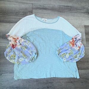 Umgee USA Flowy Floral Sleeve Blouse Knit Top Pastel Romantic Bohemian